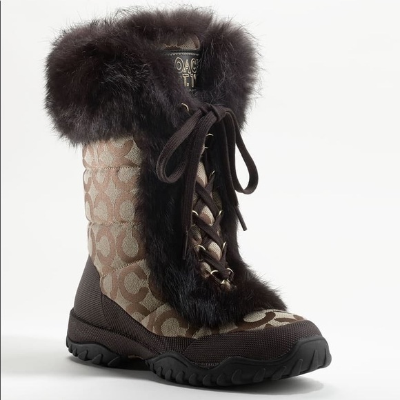 Coach signature Jennie brown fur boots